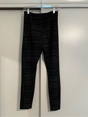 Lysse Women’s Black And Grey Plaid Stretch Leggings Size L